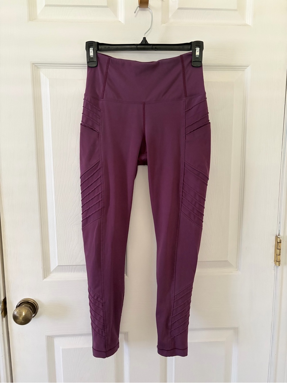 Members Mark High-Waist Sculpting Ankle Leggings in Purple